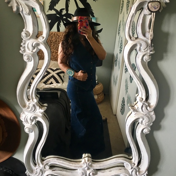 GAP Dresses & Skirts - Gap Denim Maxi Skirt 🌙